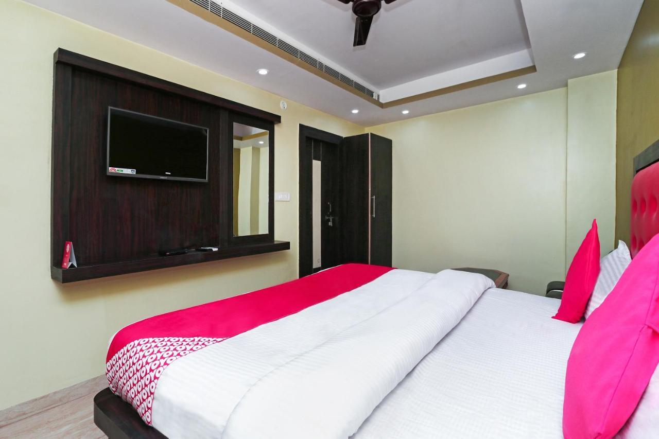 Oyo 15169 Hotel Rk Inn Лакхнау Екстер'єр фото